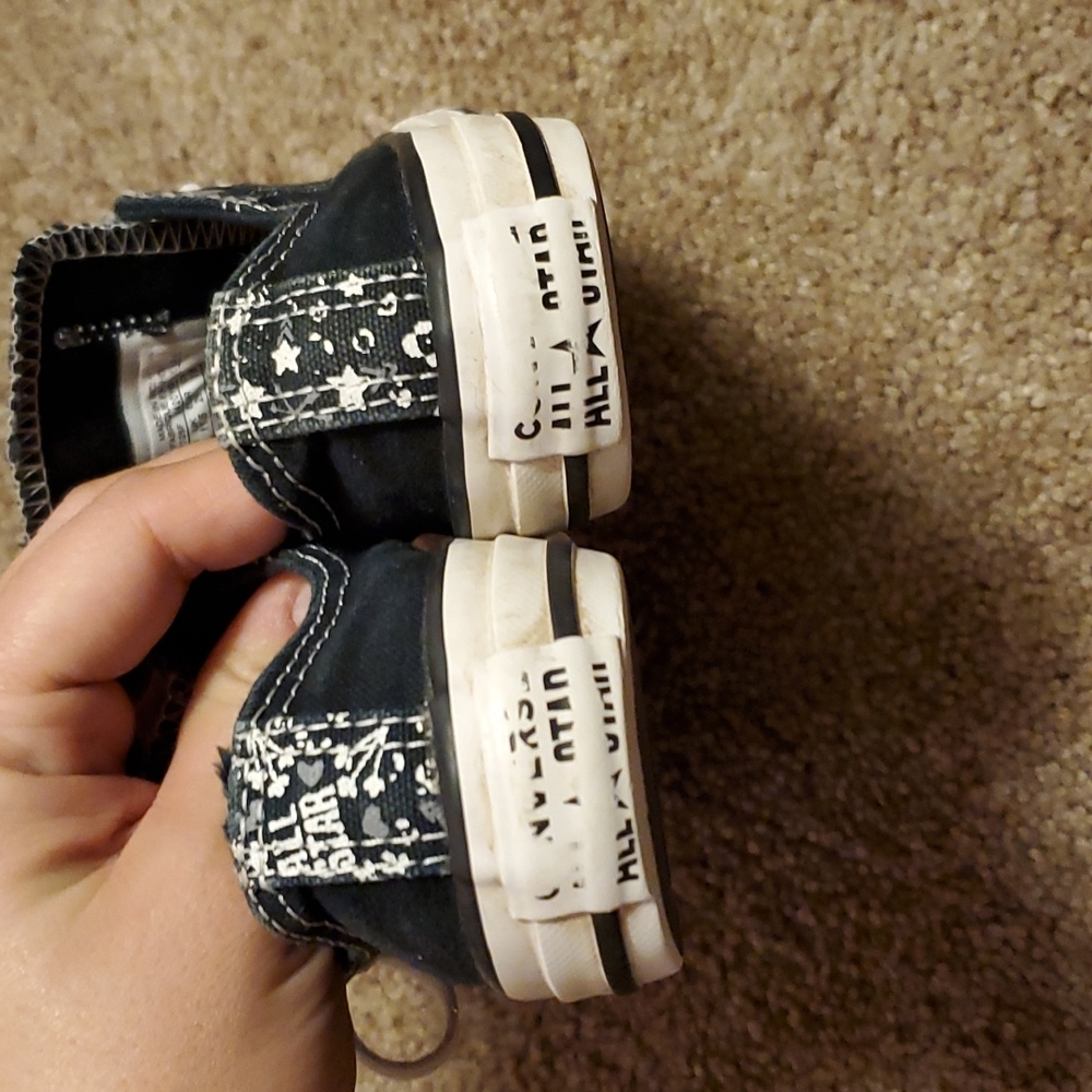 Converse - Picture 2 of 5